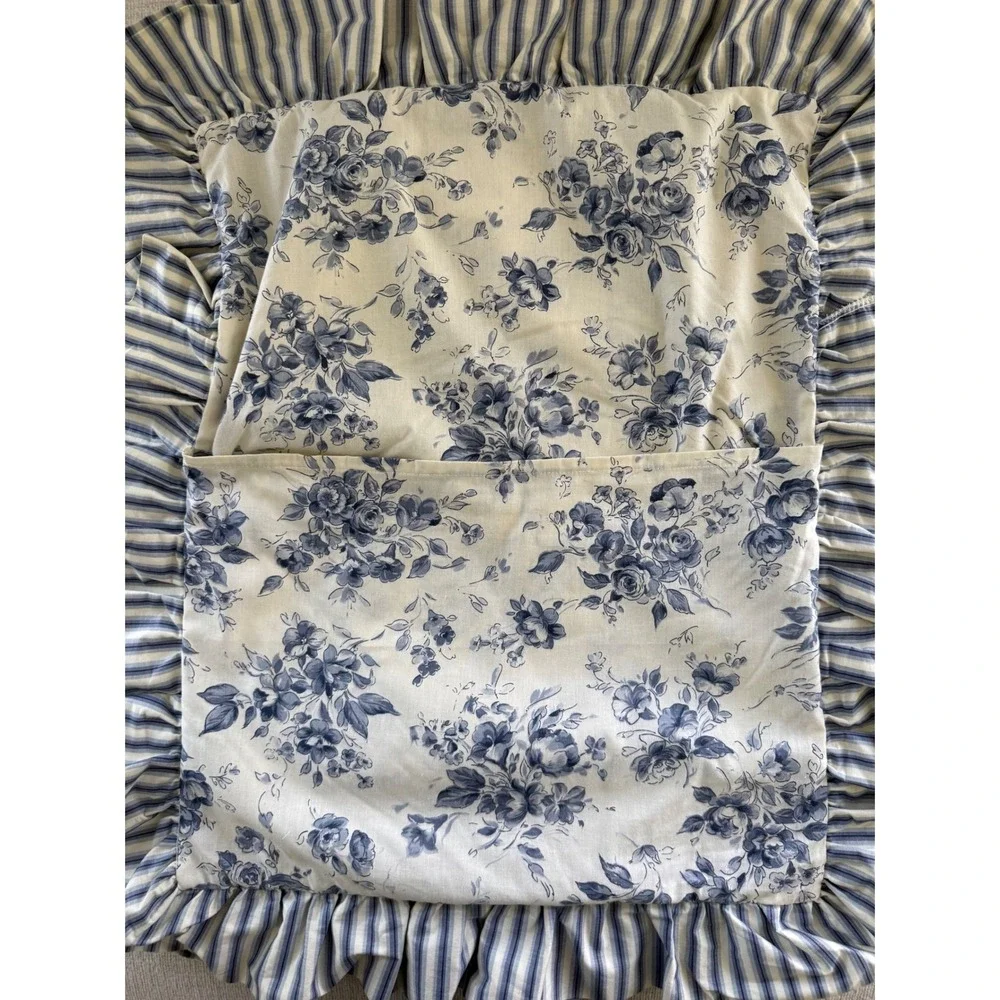 Set of 2 CROWN CRAFT PILLOW SHAMS STANDARD WHITE & BLUE Floral Stripes Ruffle